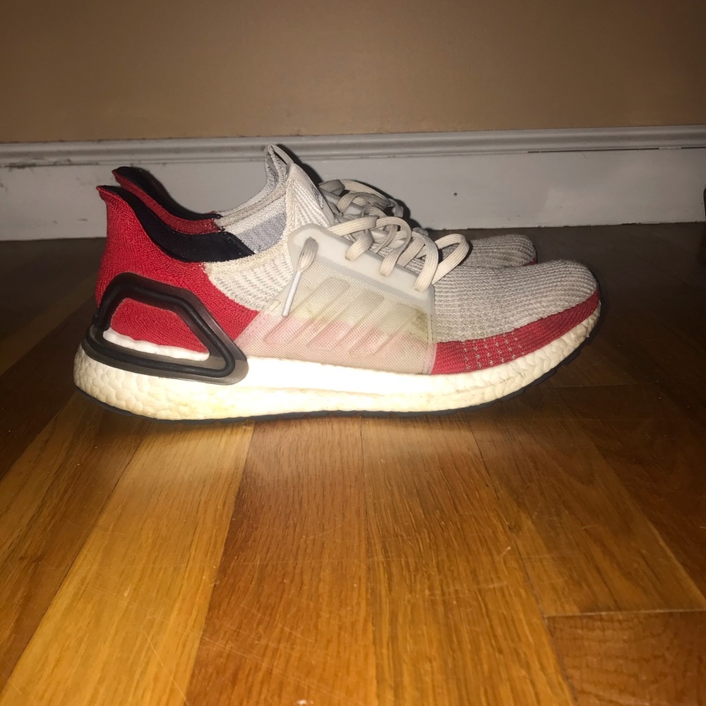 Adidas Ultraboost 19 Size 10.5